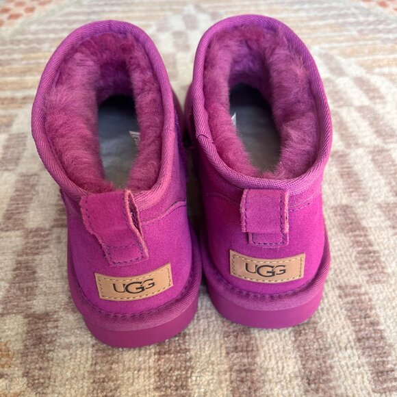 UGG Classic Ultra Mini Boots - Mangosteen (Purple/Pink) Size 11 - Picture 2 of 5